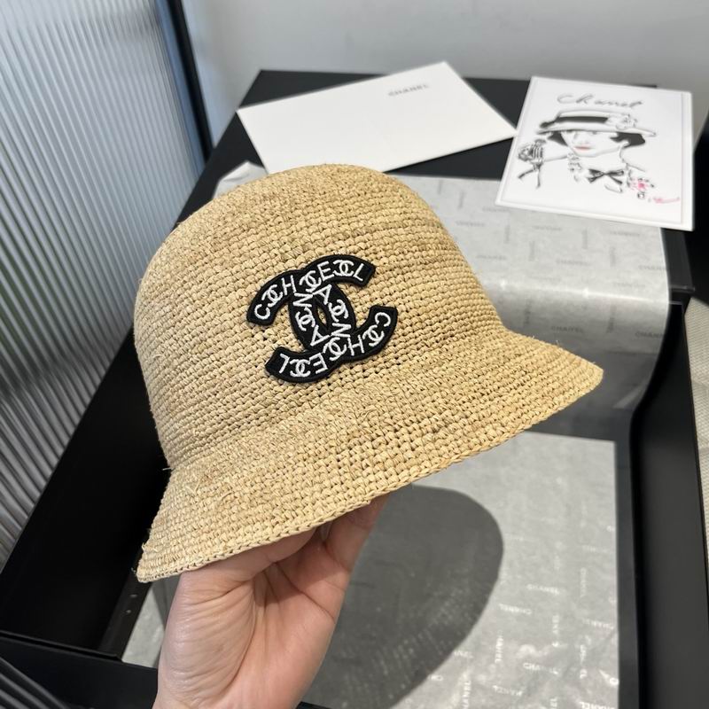 Chanel top hat dx129